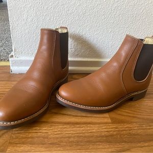 Red Wing Chelsea Boots. Vibram. Size 7